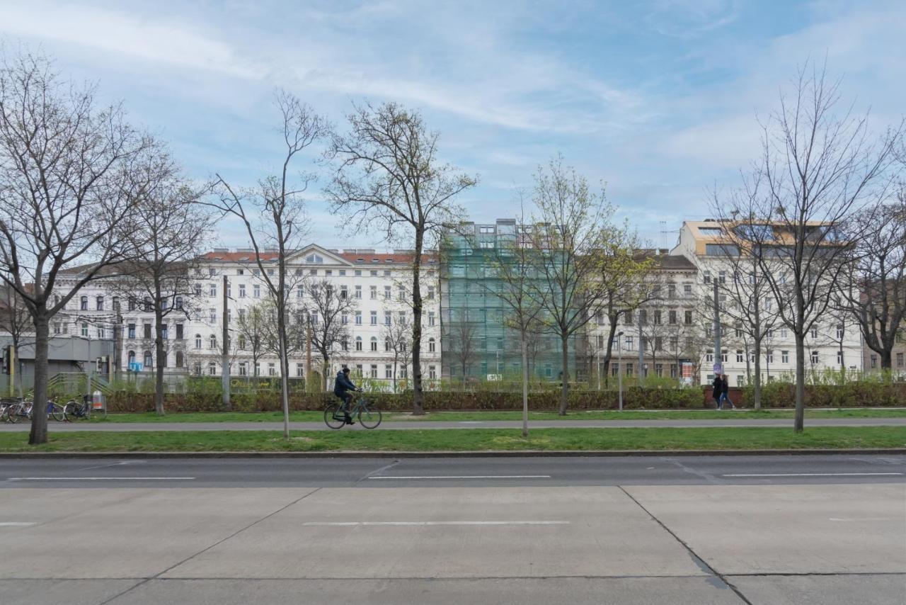 Klein, Aber Fein In Zentraler Ruhelage Apartment Виена Екстериор снимка